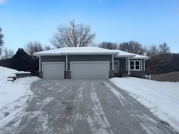 102 Bavarian Circle, Cannon Falls, MN 55009