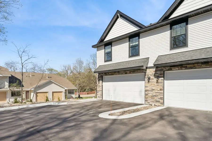 3413 Douglas Drive N, Minneapolis, MN 55422 - Image #3