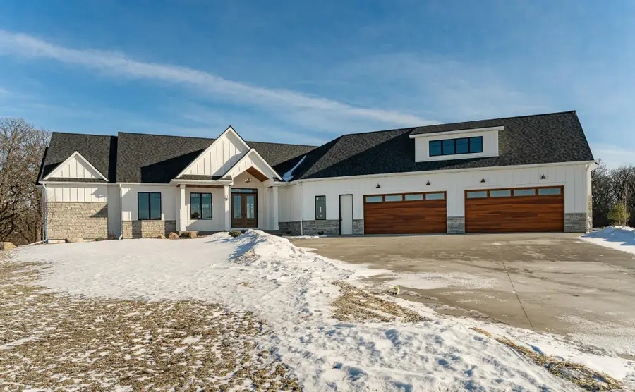 4868 Royal Oaks Circle Sw, Rochester, MN 55902 - Image #3