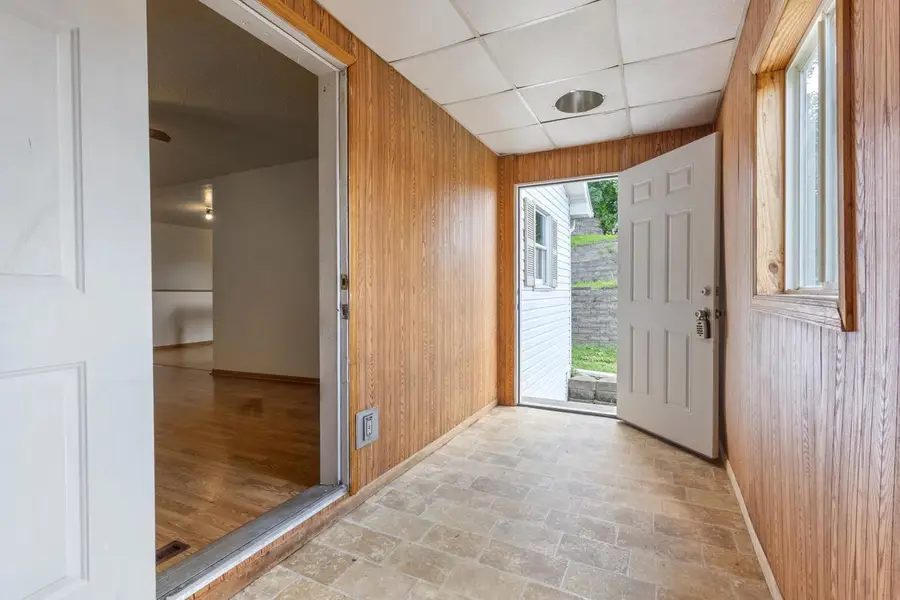 1320 Wilson Avenue, Saint Paul, MN 55106 - Image #3