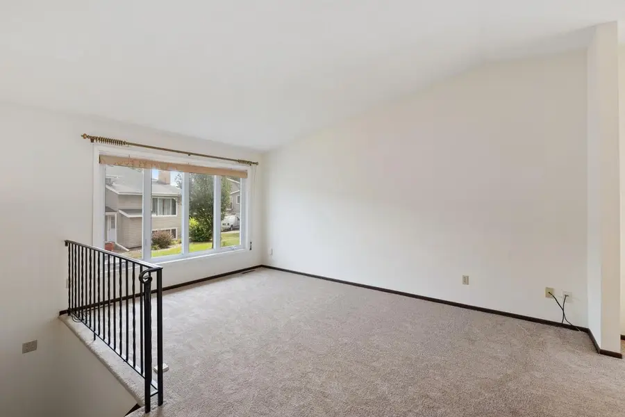 6744 Foliage Court W, Rosemount, MN 55068 - Image #3