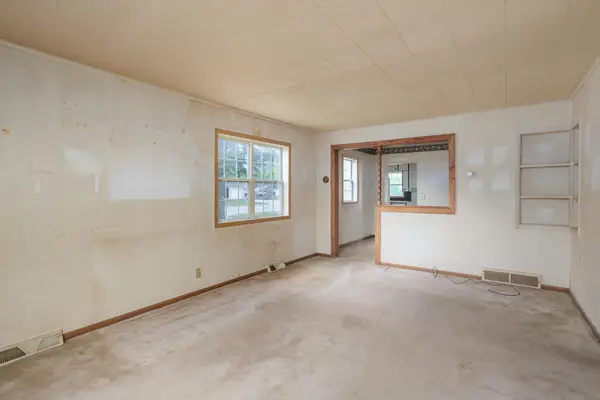 607 Saint Johns Avenue, Red Lake Falls, MN 56750