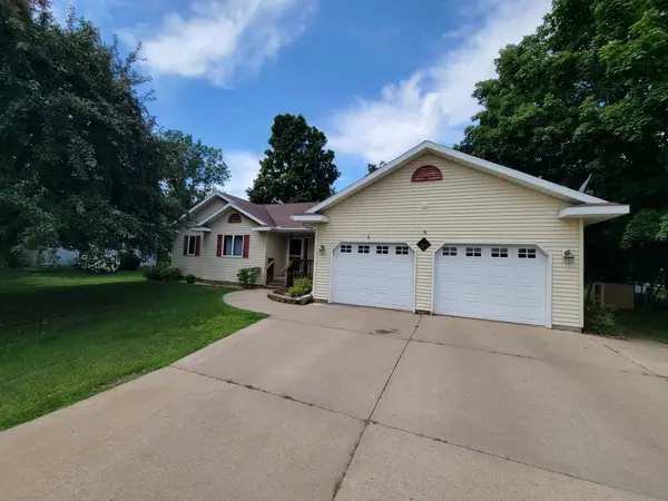 715 2nd Avenue S, Waite Park, MN 56387