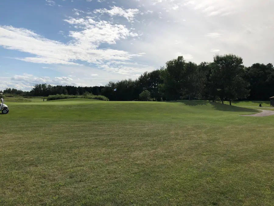 251 Silo Heights Dr, Wadena, MN 56482 - #2