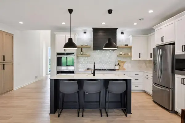 25617 Cedar Lane, New Prague, MN 56071