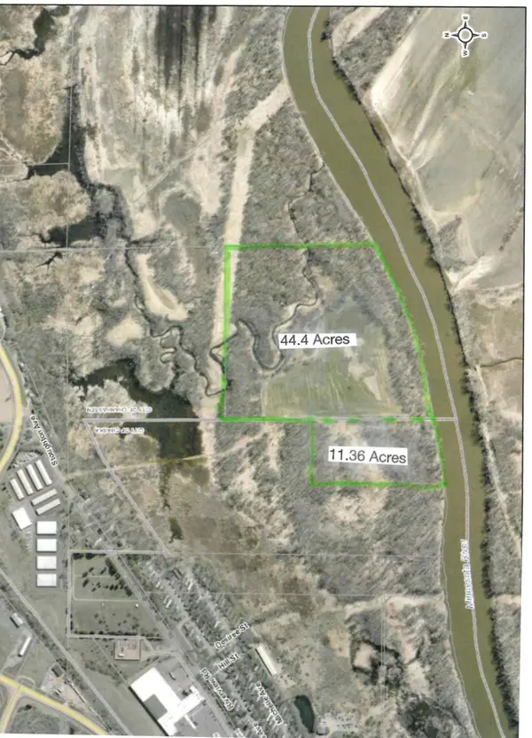 XX1 Flying Cloud Dr., Chaska, MN 55386