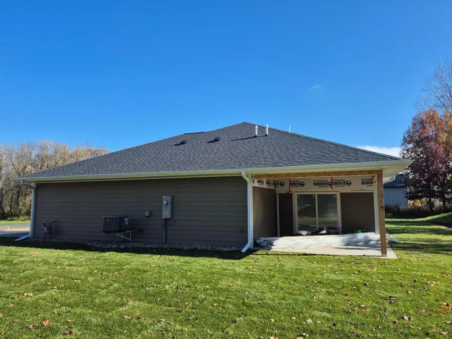 8109 257th St, Wyoming, MN 55092 - Image #3