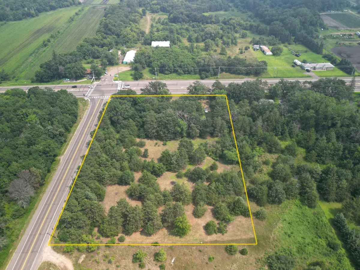 15642 Round Lake Boulevard Nw, Andover, MN 55304 - Image #1