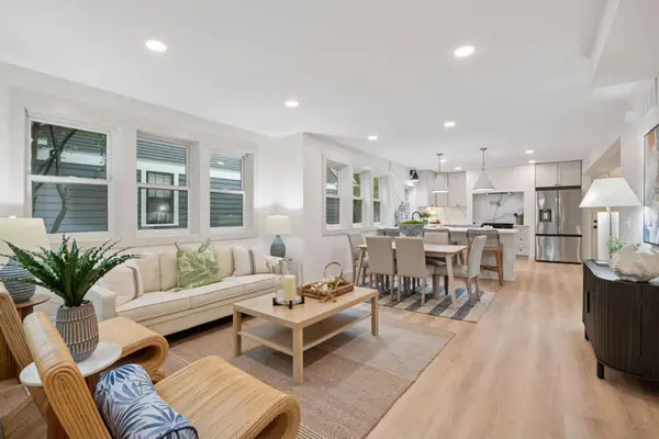 604 Morgan Avenue S, Minneapolis, MN 55405