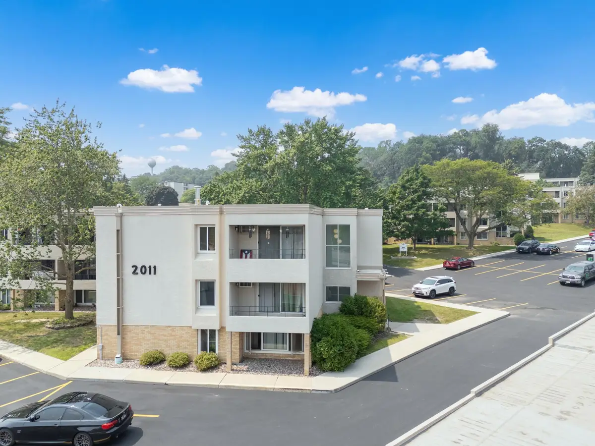 2011 Viking Drive Nw #23, Rochester, MN 55901 - Image #1