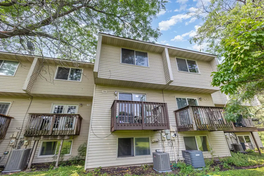 7942 Yates Avenue N, Minneapolis, MN 55443 - #2