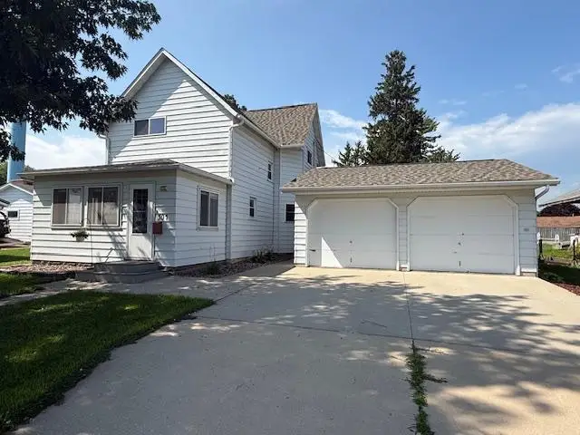 307 Main Street E, Caledonia, MN 55921 - Image #1