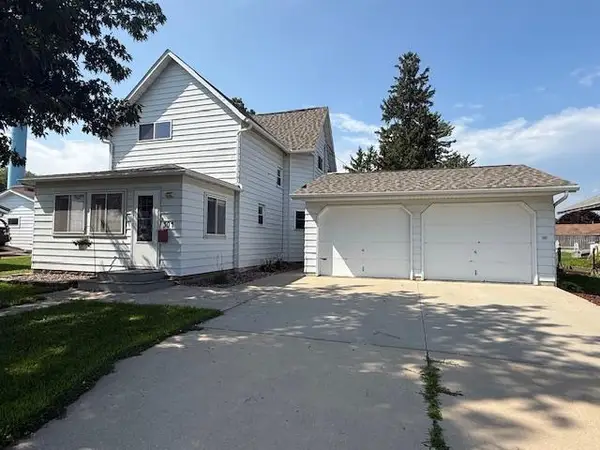 307 Main Street E, Caledonia, MN 55921