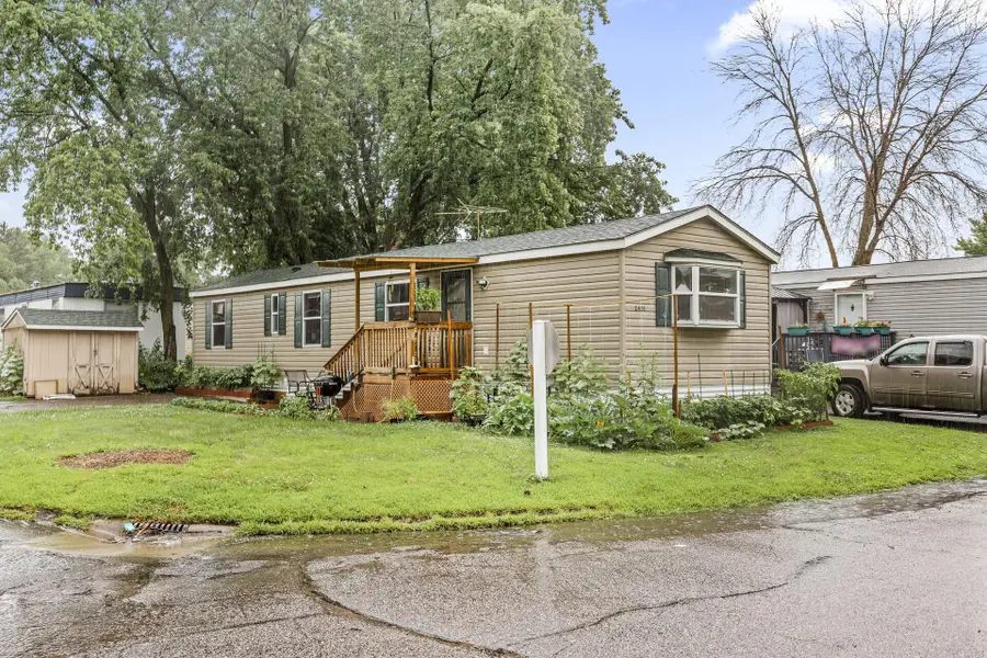 2401 Bison Dr, Maplewood, MN 55119 - #2