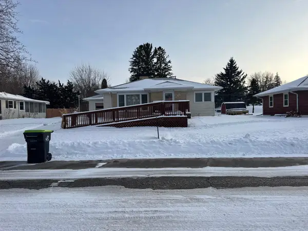 345 E 5th Street, Zumbrota, MN 55992