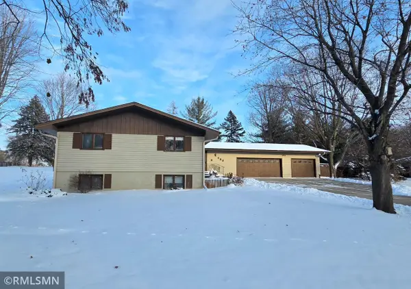 400 Edgewood Drive, Glencoe, MN 55336