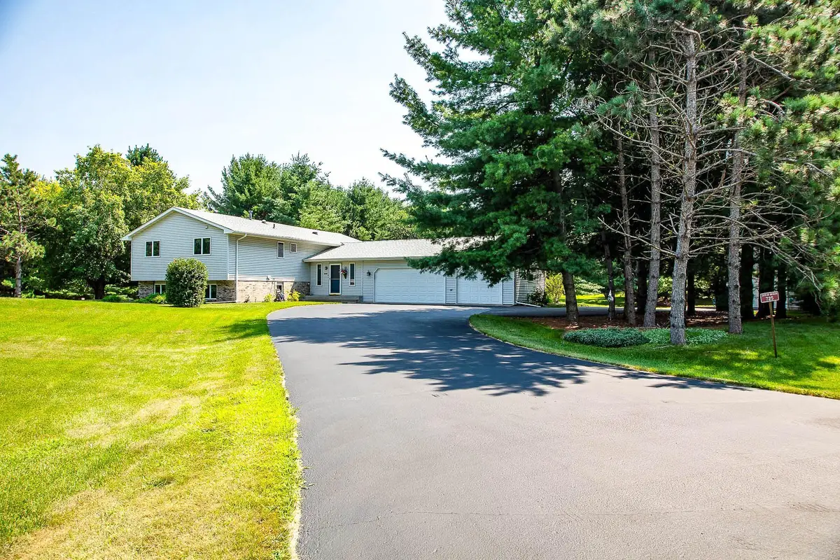 725 Packer Drive, Hudson, WI 54016 - Image #1