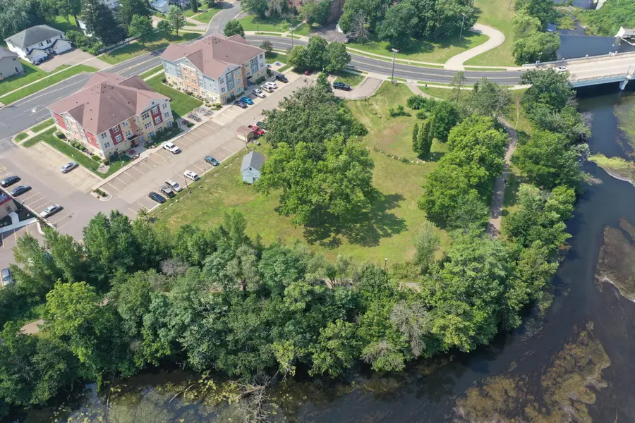 404 S Winter Street, River Falls, WI 54022 - Image #3