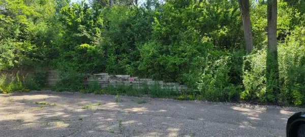 15080 Buck Hill Road, Burnsville, MN 55306