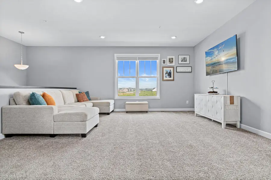 7538 38th Street N, Oakdale, MN 55128 - Image #2