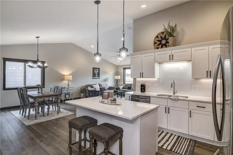 230 S Chestnut Street, Ellsworth, WI 54011 - Image #2