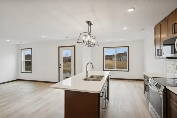 18059 Walnut Circle, Big Lake, MN 55309