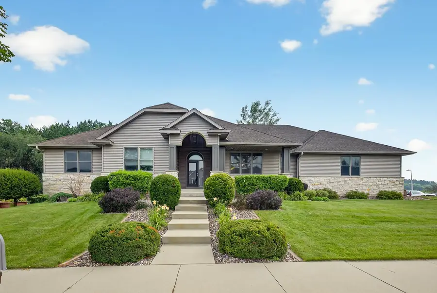 5274 Southwood Drive Sw, Rochester, MN 55902 - Image #2