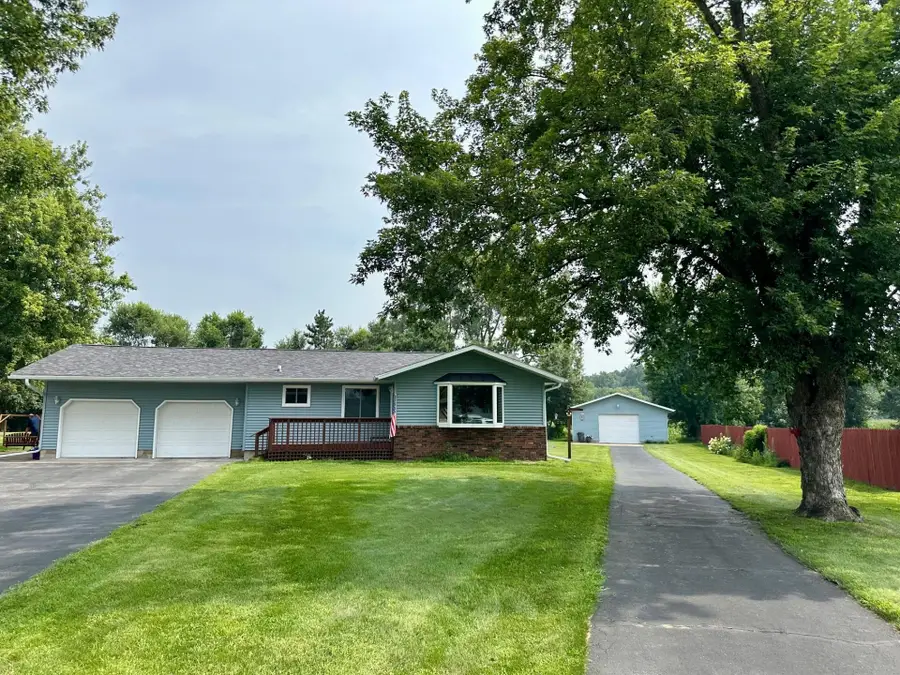 N4880 Shorewood Circle, West Salem, WI 54669 - Image #3