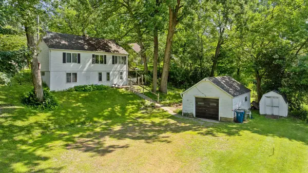 413 Sunnyvale Lane, Hopkins, MN 55305