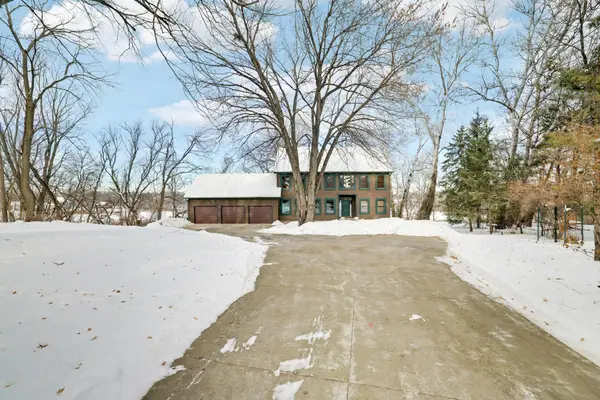 6524 Aster Circle, Excelsior, MN 55331