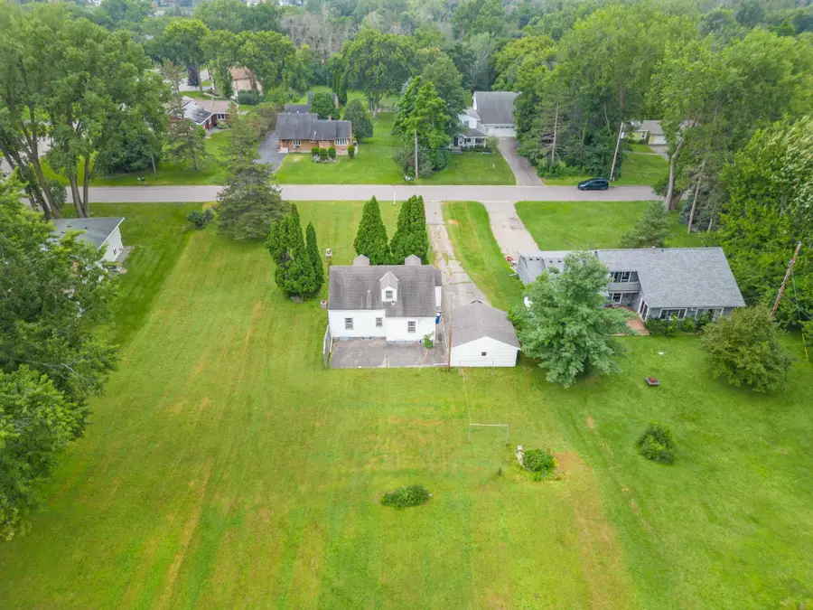 10408 Belmont Road, Hopkins, MN 55305 - Image #2