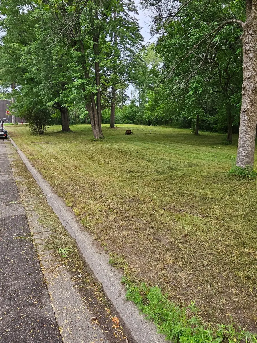 7008 Dutton Avenue N, Minneapolis, MN 55428 - Image #2