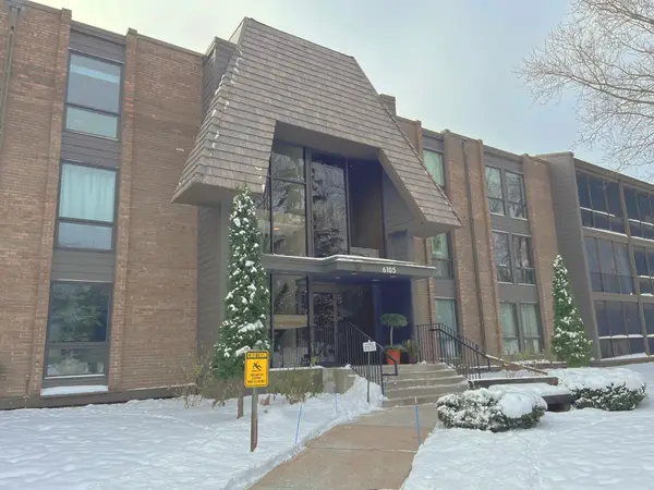 6105 Lincoln Drive #231, Minneapolis, MN 55436