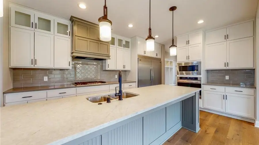 4044 Merriam Road, Hopkins, MN 55305 - Image #2