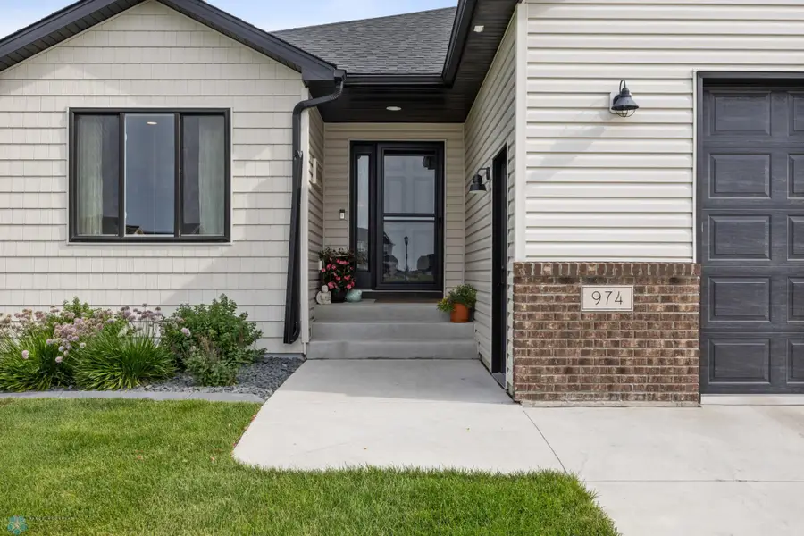 974 50th Avenue W, West Fargo, ND 58078 - Image #3