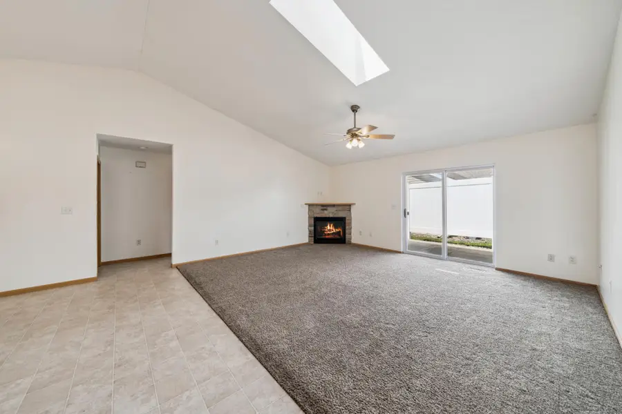 941 W Edge Place #14, New Richmond, WI 54017 - Image #2