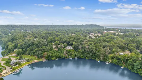 621 Mallalieu Drive, Hudson, WI 54016