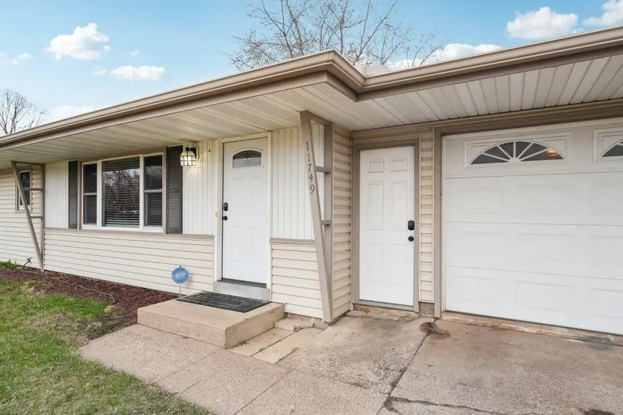 11749 Crooked Lake Boulevard Nw, Coon Rapids, MN 55433 - Image #2