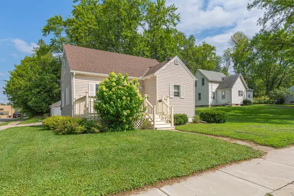 1020 Saint Jacob Avenue, Albert Lea, MN 56007