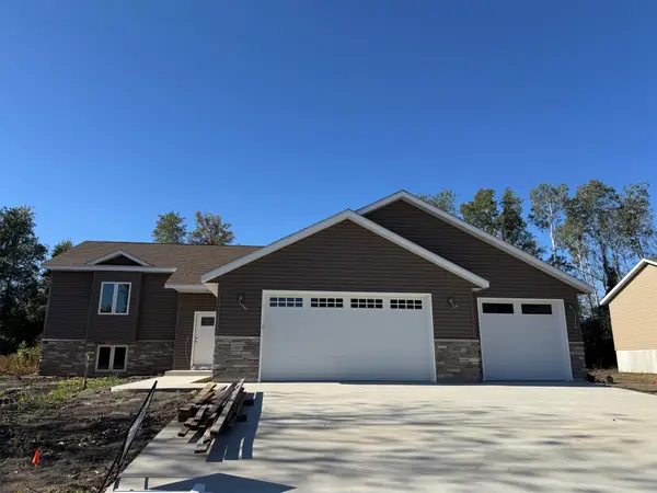 1360 Greenleaf Road, Owatonna, MN 55060