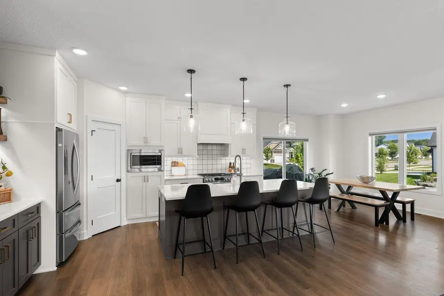 1130 Griffin Avenue, Mahtomedi, MN 55115 - #2