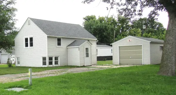 432 S Munsterman Street, Appleton, MN 56208