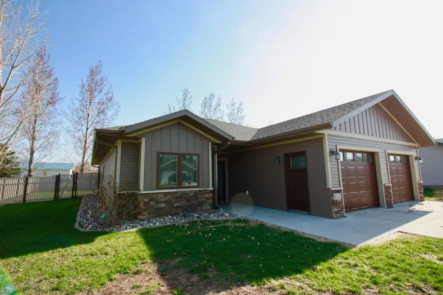 112 Dakota Drive, Hankinson, ND 58041 - Image #2