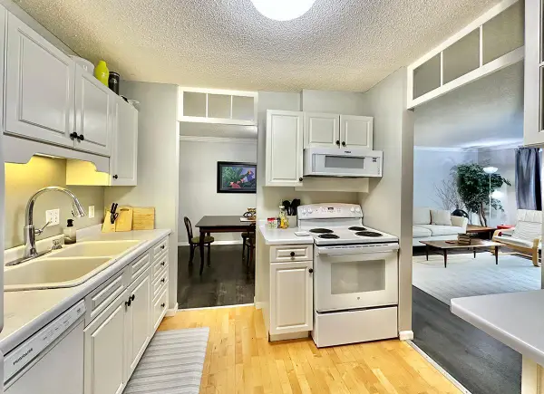 7510 Cahill Road #214B, Minneapolis, MN 55439