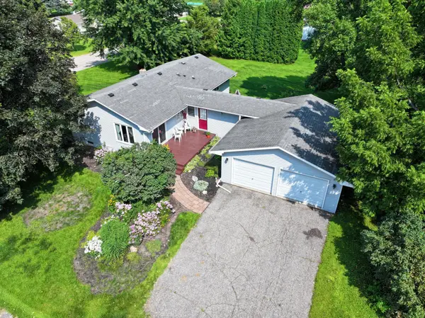 221 W 6th Street, Cyrus, MN 56323