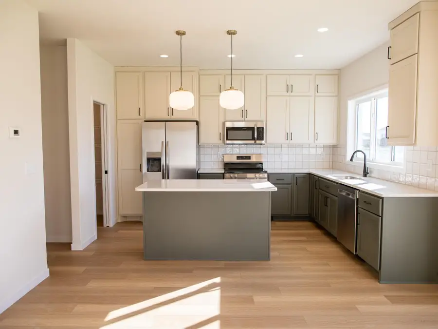 6891 14th Street S, Fargo, ND 58104 - Image #2