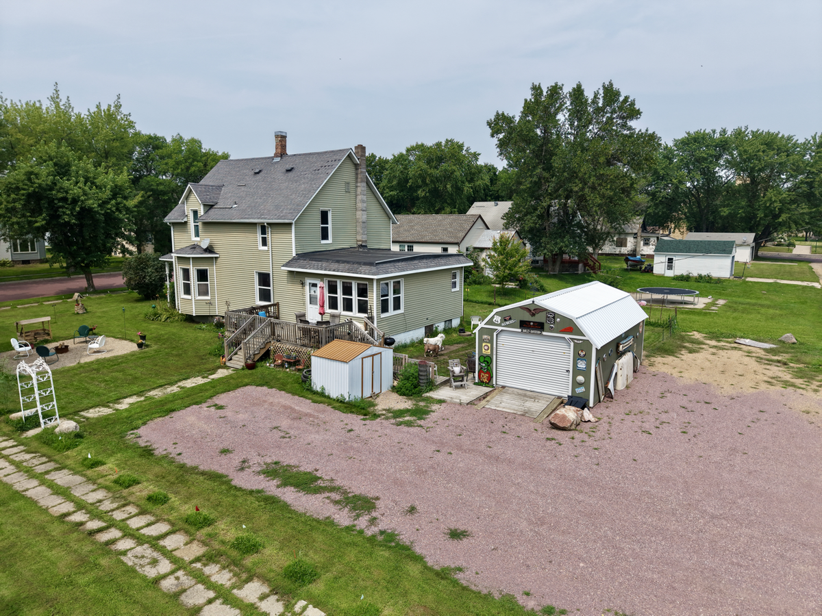 811 Adams Avenue, Westbrook, MN 56183 - #1