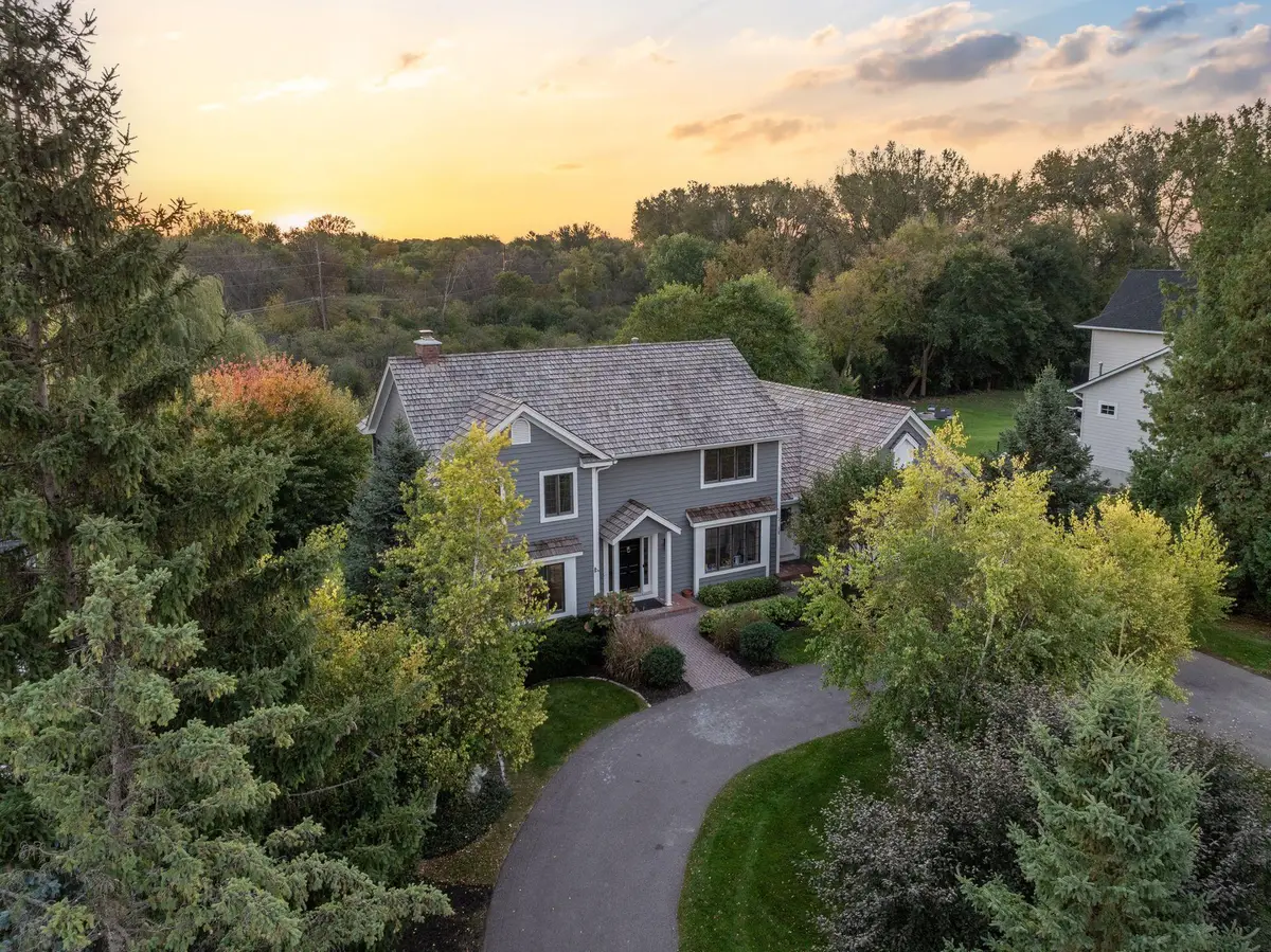 350 Ferndale Road N, Wayzata, MN 55391 - Image #1