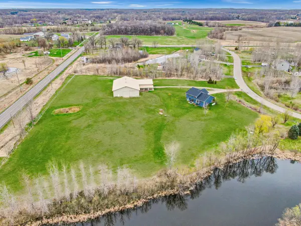 22184 Iman Street Nw, Nowthen, MN 55330