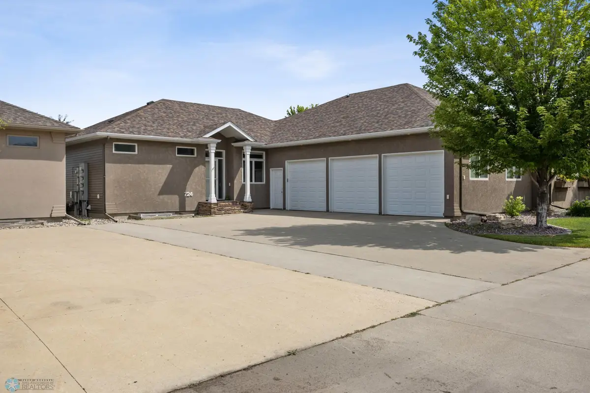 724 Northridge Way, West Fargo, ND 58078 - Image #1
